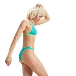 Speedo Flu3nte Foil Convertible Strap Solid Bikini Top -Swimwear Collection Store 14206075 2095042394021192